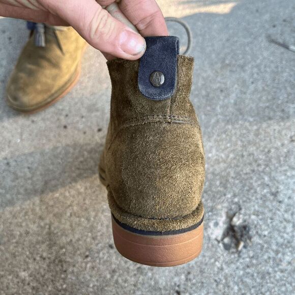 Hush Puppies Olive Suede Chukka Boots w/ Tassel Laces, Size 9 - Picture 3 of 10